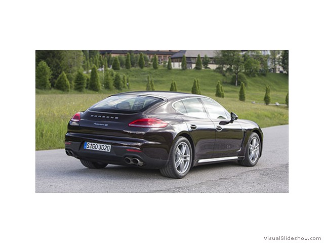 2014 Porsche Panamera 4S