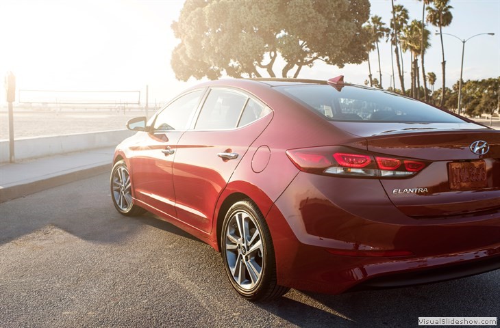 2017 HYUNDAI ELANTRA SEDAN