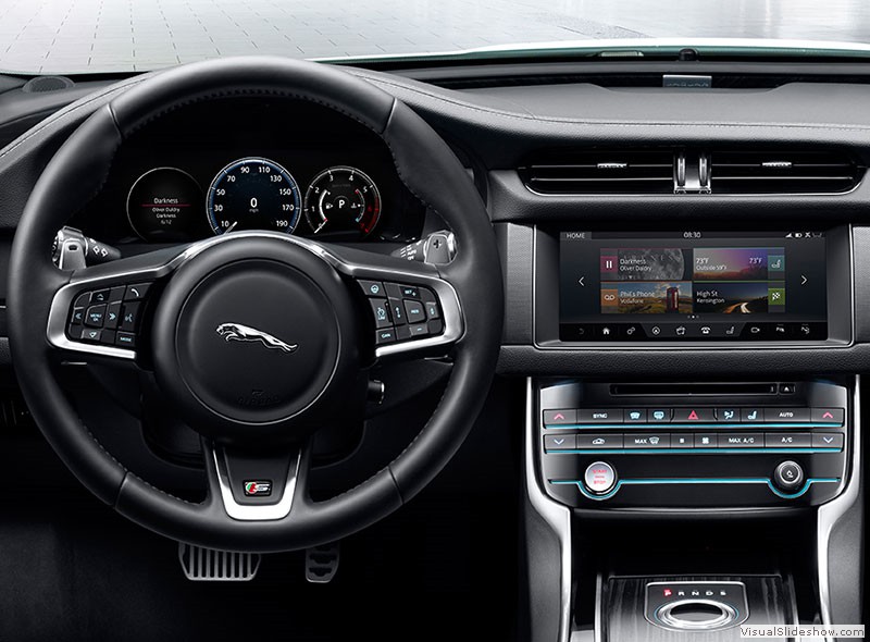 Jaguar XF dashboard. Jaguar photo.