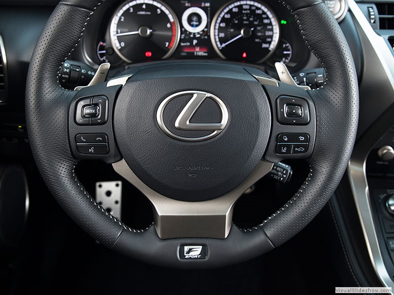 Lexus NX 300