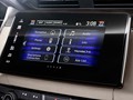 Honda Clarity. Look, ma! No knobs!